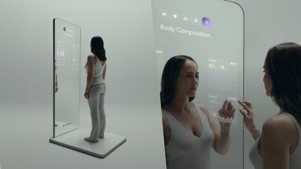 Omnia by Withings: a woman uses the new health technology